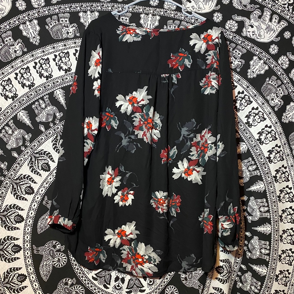 Blouse - Picture 2 of 2